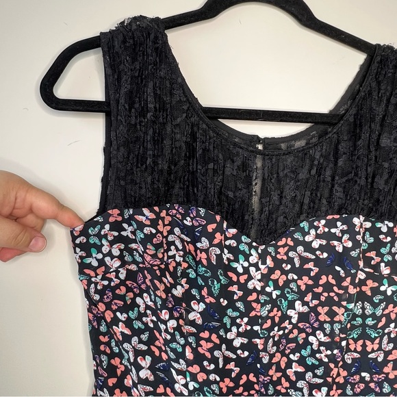 Betsey Johnson FY02W85  Womens Black Multi Lace Neckline Floral Lined Dress 4 - Picture 3 of 13